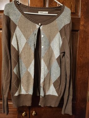 Old Navy Brown and Gray Argyle Button-Front Cardigan